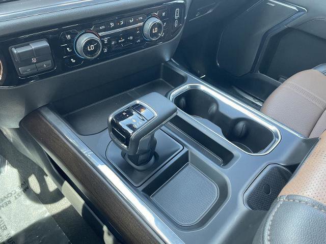 Used 2024 Chevrolet Silverado 1500 High Country w/ Technology Package image 34