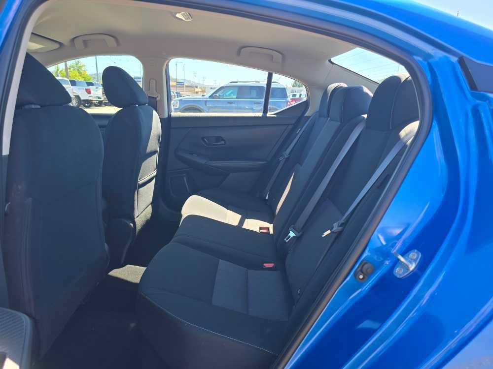 Used 2024 Nissan Sentra SV FWD image 16
