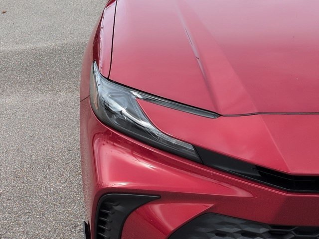 Used 2025 Toyota Camry SE w/ Convenience Package FWD image 10