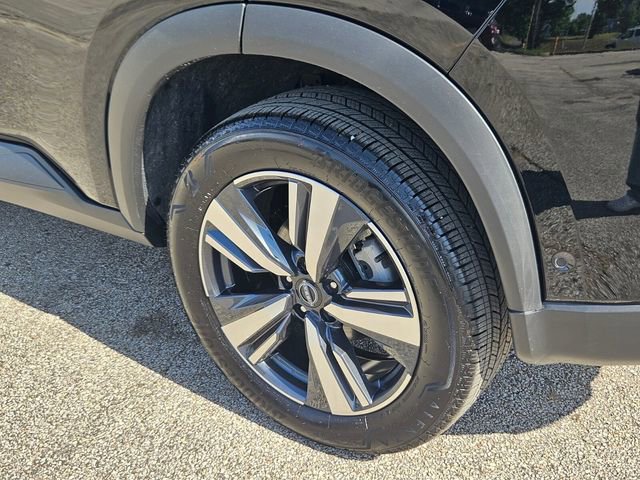 Used 2026 Nissan Rogue SL FWD image 8