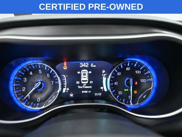 Used 2023 Chrysler Pacifica Touring-L FWD image 17