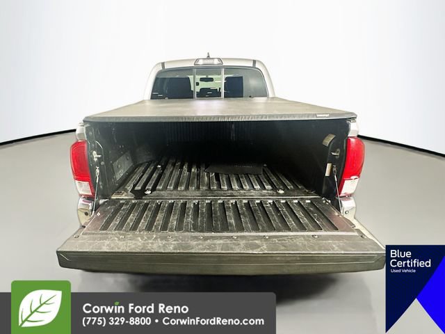 Used 2017 Toyota Tacoma SR5 AWD/4WD image 26