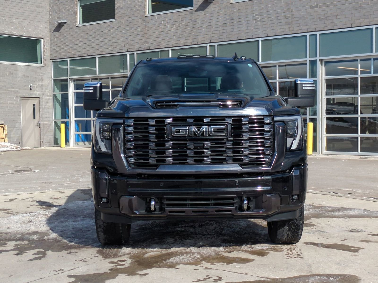 Used 2024 GMC Sierra 2500 Denali Ultimate w/ Max Trailering Package image 12
