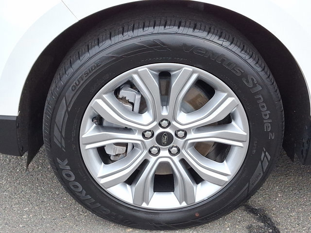 Certified 2023 Ford Edge Titanium image 31