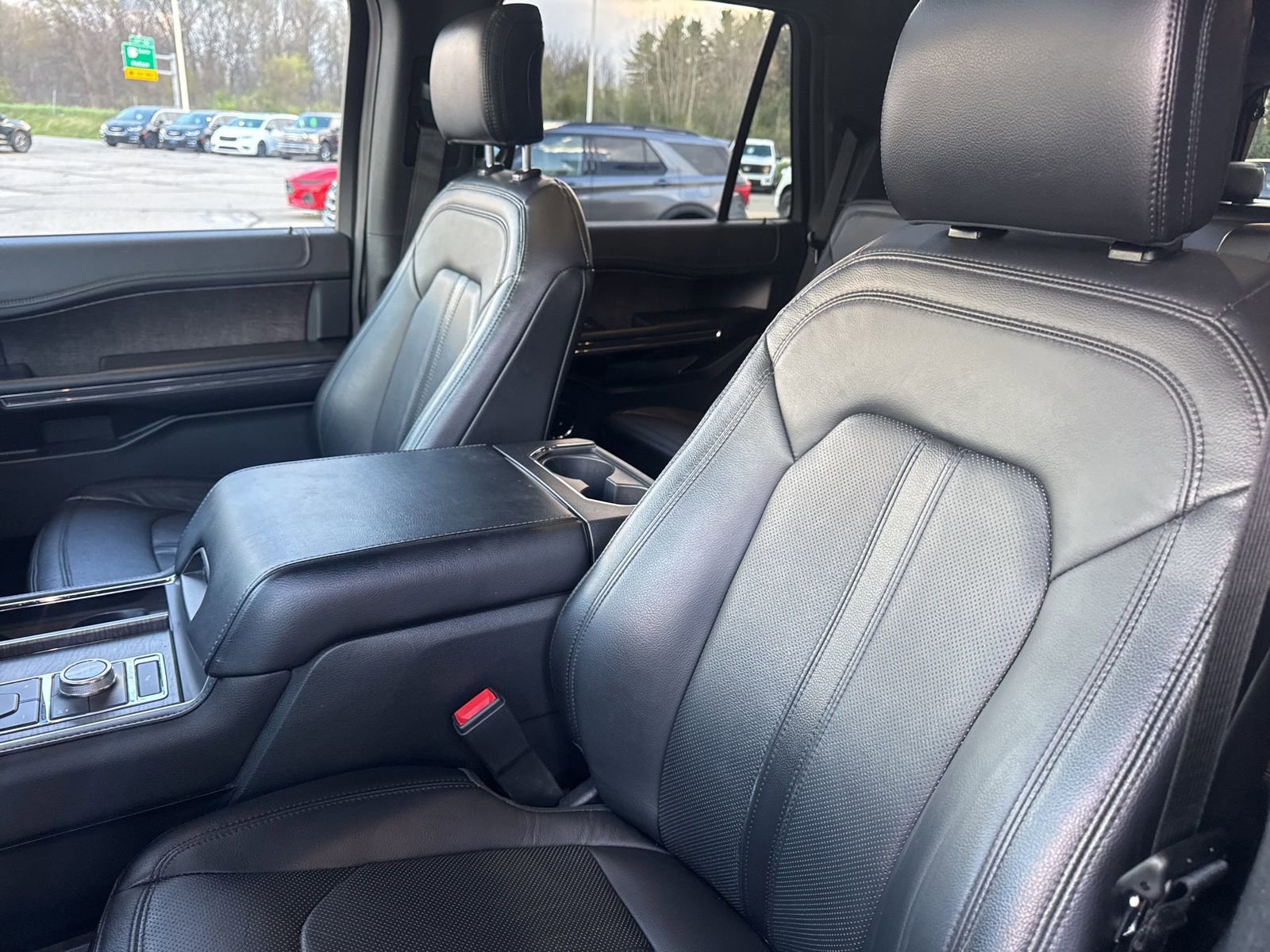 Certified 2020 Ford Expedition Limited w/ Equipment Group 301A AWD/4WD image 22