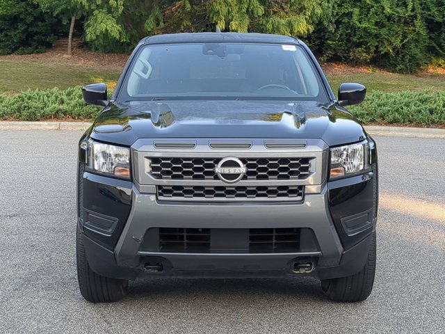 Used 2025 Nissan Frontier SV AWD/4WD image 9