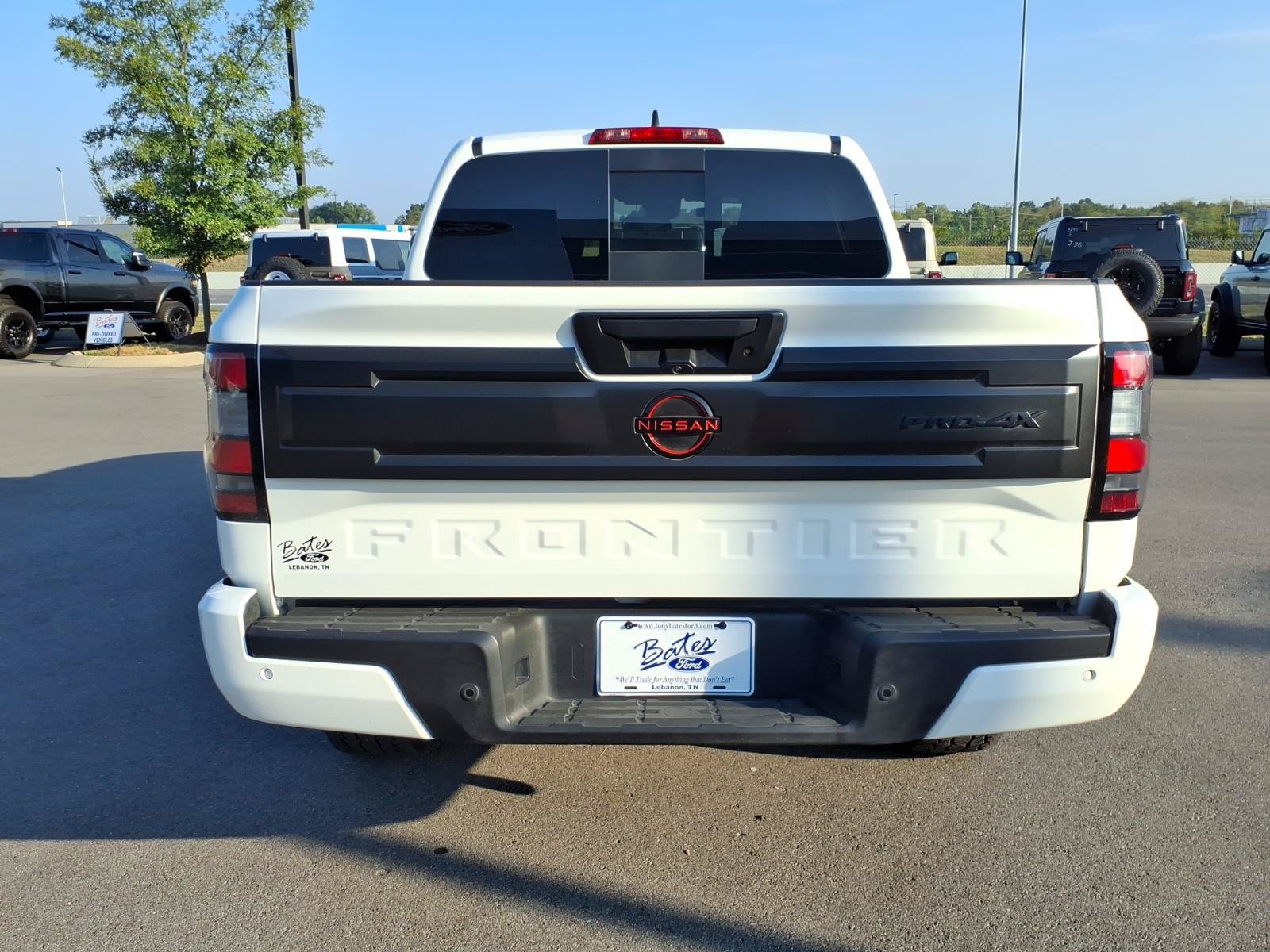 Used 2026 Nissan Frontier PRO-4X AWD/4WD image 4