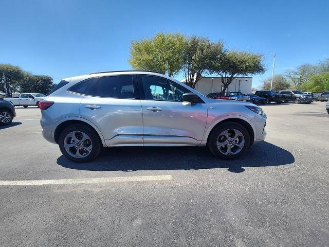Certified 2024 Ford Escape ST-Line image 2