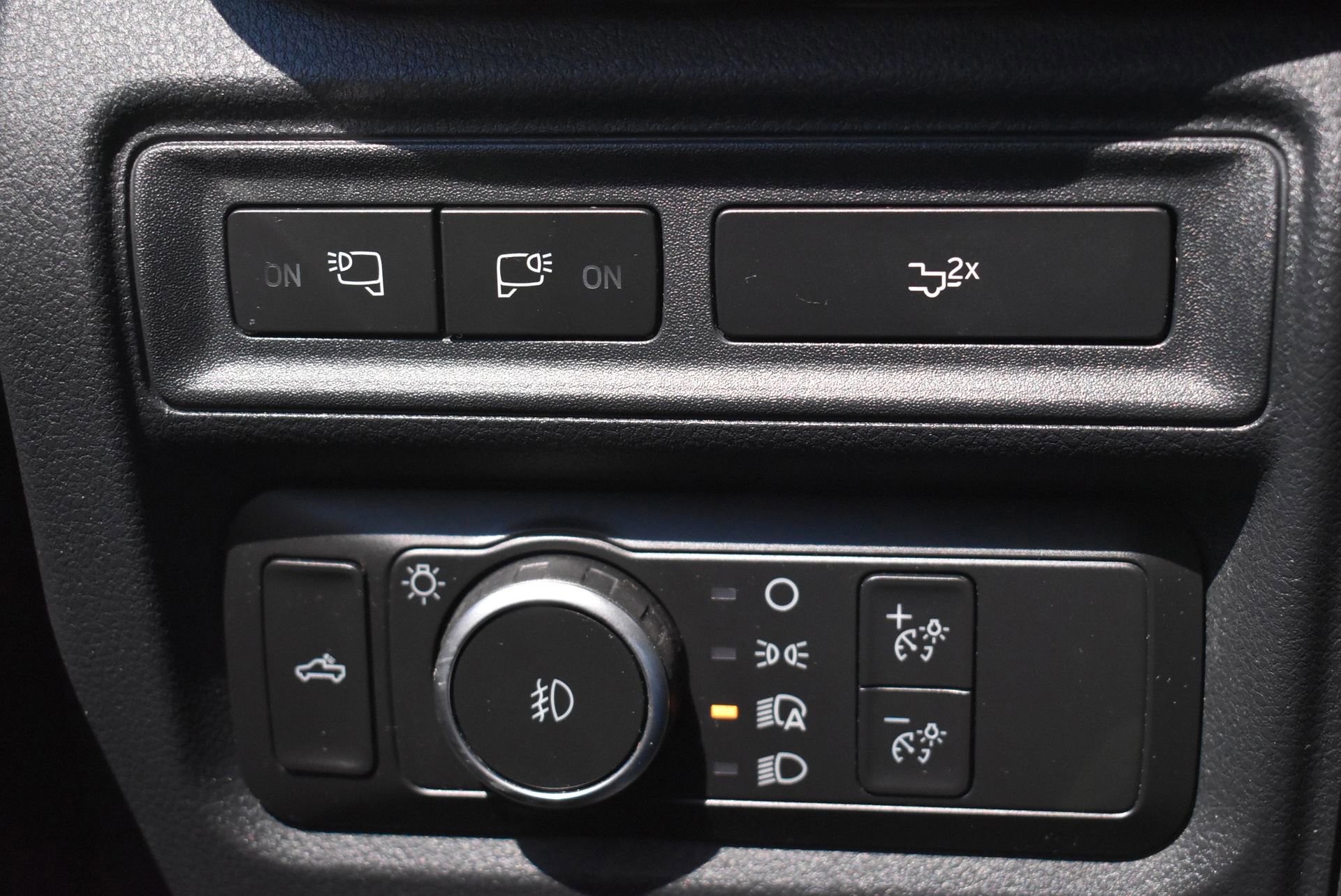 Certified 2022 Ford F150 XLT w/ Equipment Group 302A High image 20