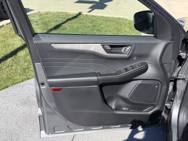 Certified 2022 Ford Escape S image 8