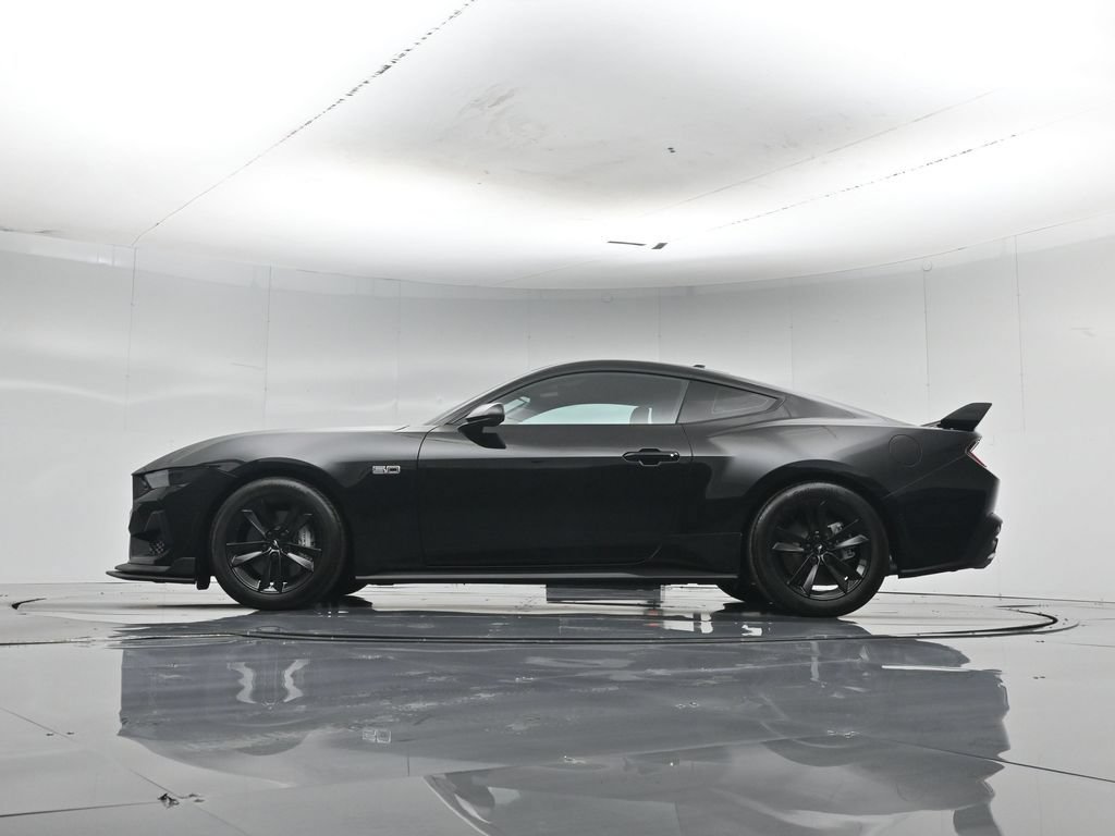 Certified 2025 Ford Mustang GT RWD image 8