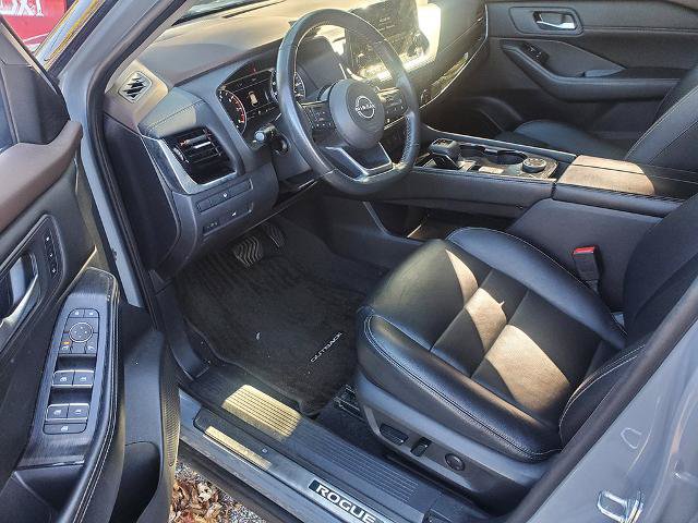 Used 2023 Nissan Rogue SL w/ SL Premium Package AWD/4WD image 6