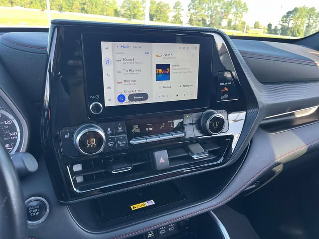 Used 2024 Toyota Highlander XSE FWD image 24