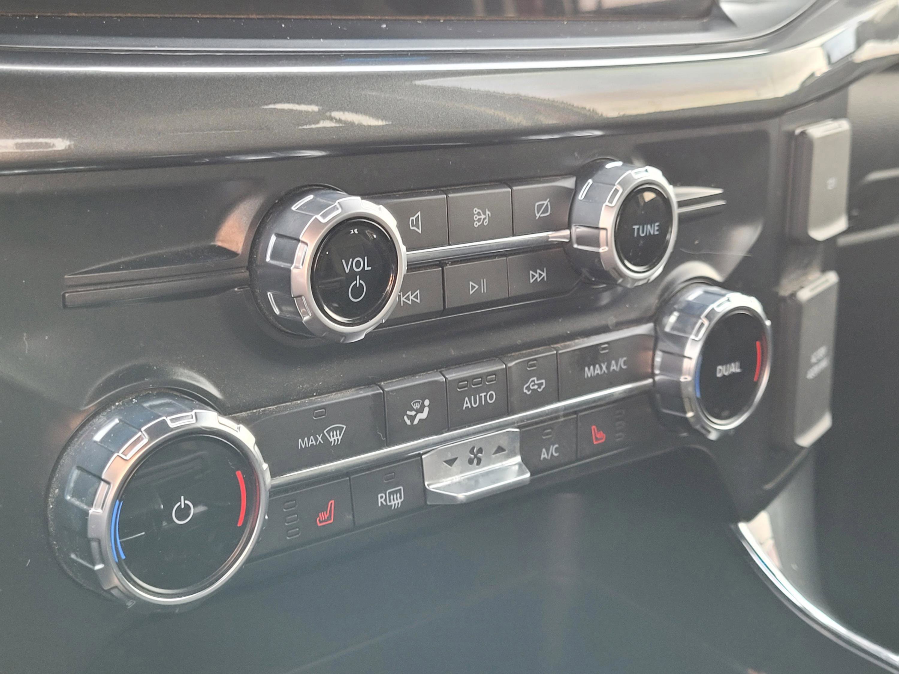 Certified 2022 Ford F150 XLT w/ Equipment Group 302A High image 18