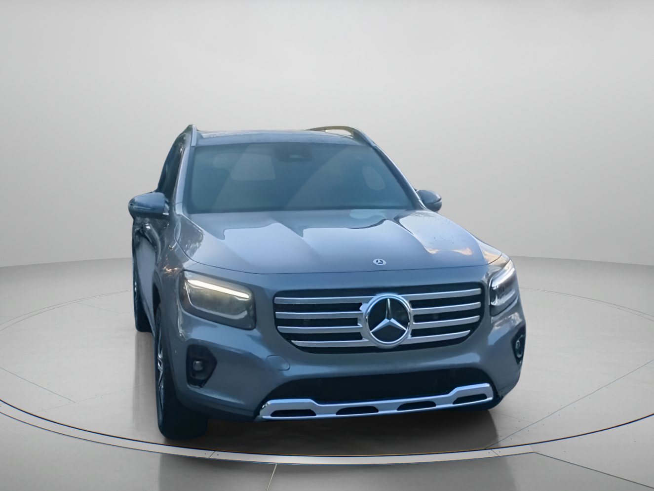 Used 2026 Mercedes-Benz GLB 250 w/ Exclusive Package image 5
