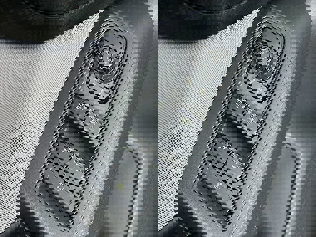 Used 2019 Subaru Crosstrek 2.0i Premium image 28