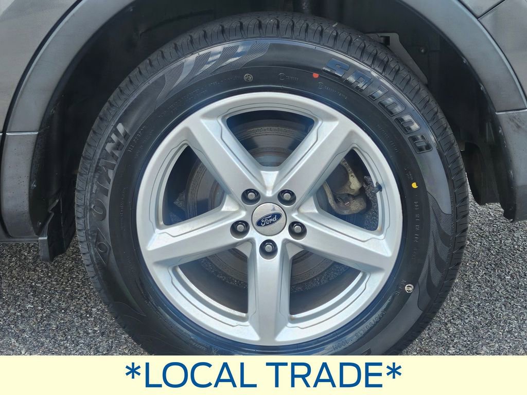 Certified 2019 Ford Explorer XLT FWD image 17