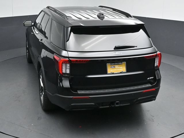 Certified 2025 Ford Explorer ST-Line w/ Premium Package AWD/4WD image 52