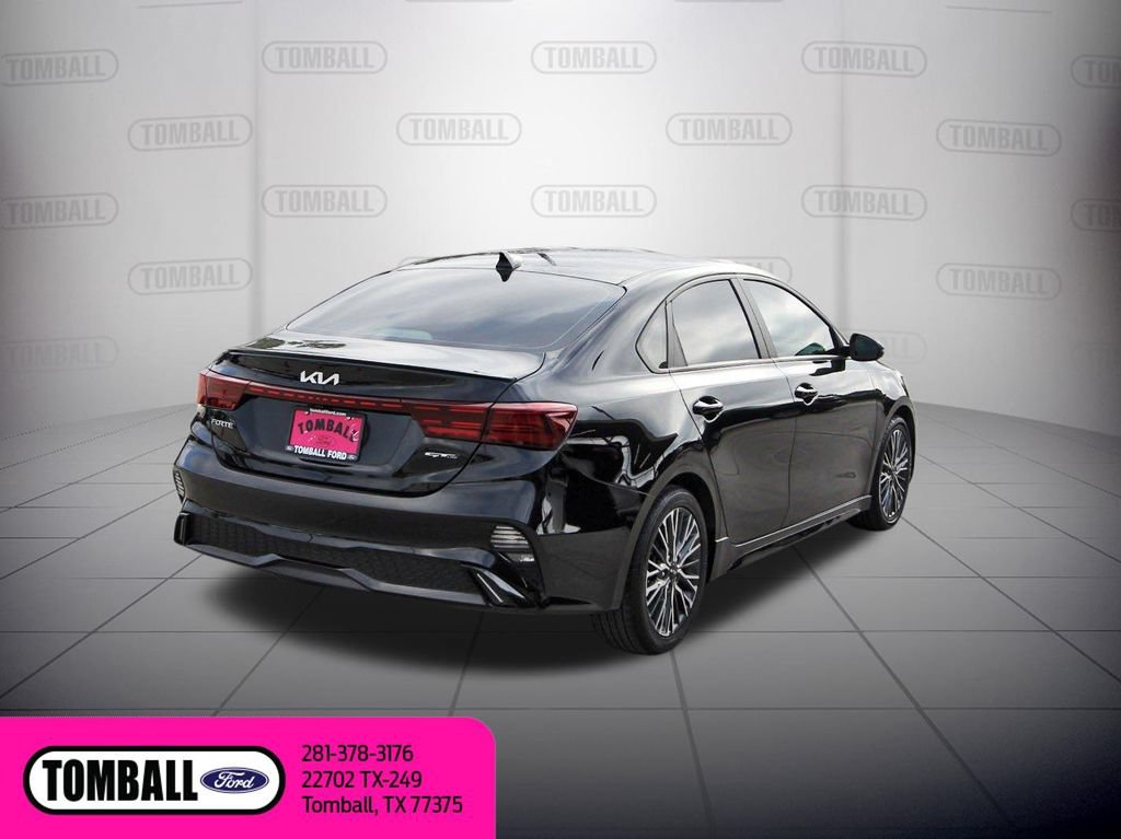 Used 2024 Kia Forte GT-Line w/ GT-Line Premium Package FWD image 8