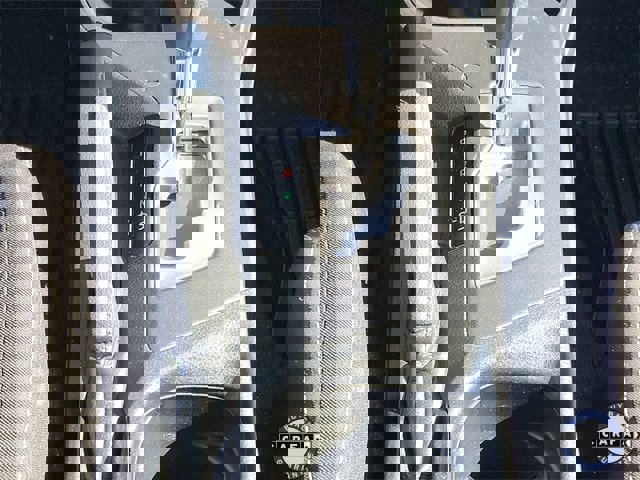 Used 2017 Toyota RAV4 XLE image 18