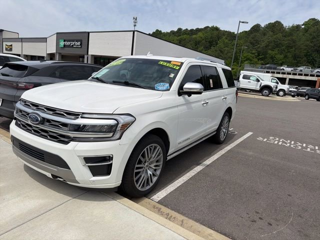 Certified 2022 Ford Expedition Platinum AWD/4WD image 3