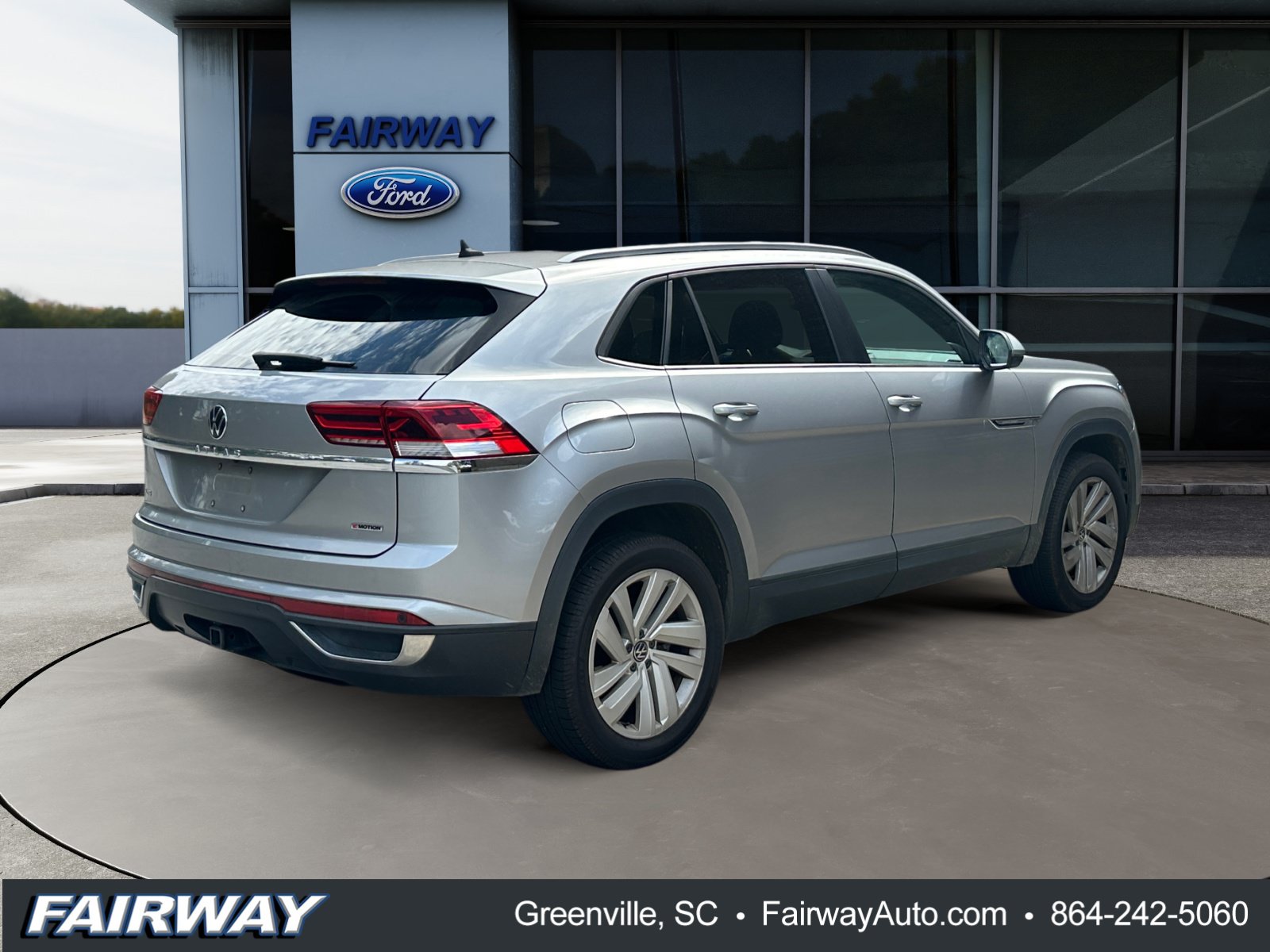 Used 2020 Volkswagen Atlas Cross Sport SE w/ Panoramic Sunroof Package AWD/4WD image 7