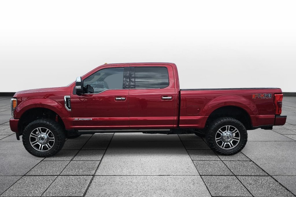Certified 2017 Ford F250 Platinum w/ Platinum Ultimate Package AWD/4WD image 8