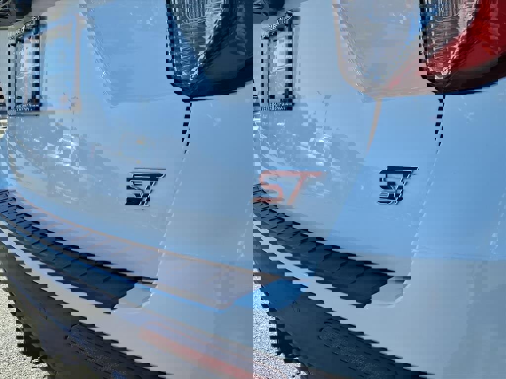 Certified 2022 Ford Explorer ST w/ Equipment Group 401A image 7