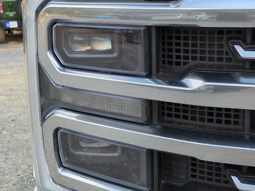 Certified 2023 Ford F250 Platinum AWD/4WD image 13