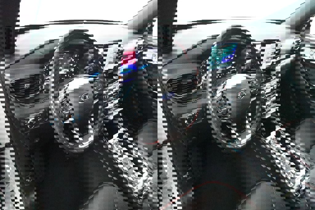 Certified 2022 Ford Explorer ST-Line image 25