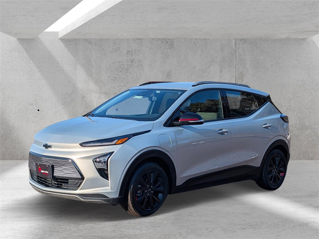 Used 2023 Chevrolet Bolt EUV LT w/ Redline Edition image 6