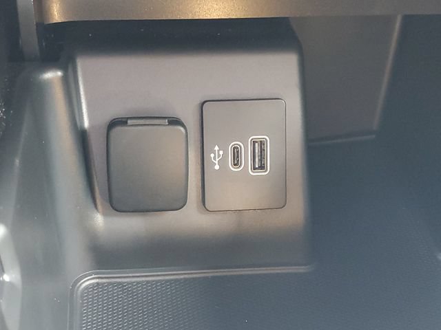 Certified 2025 Ford Explorer ST AWD/4WD image 29