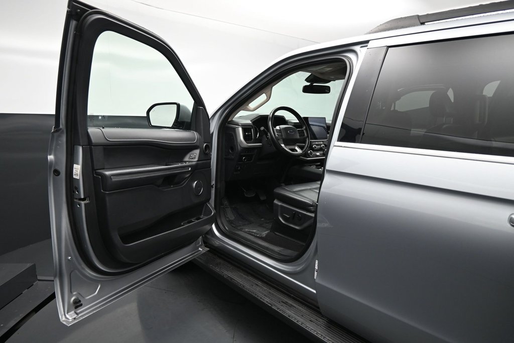 Certified 2024 Ford Expedition Max XLT AWD/4WD image 9