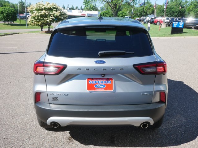 Certified 2024 Ford Escape Active AWD/4WD image 6