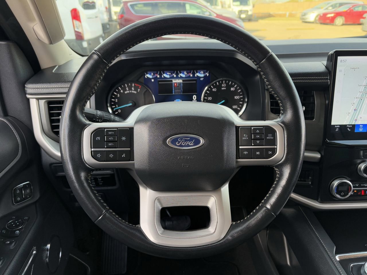 Certified 2024 Ford Expedition XLT image 14