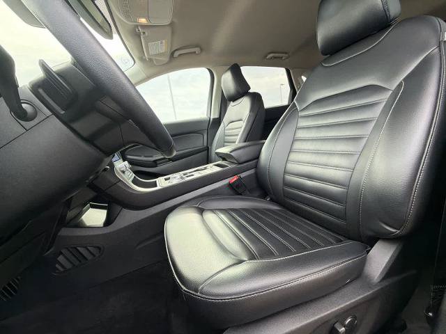 Certified 2023 Ford Edge SEL w/ Convenience Package AWD/4WD image 16