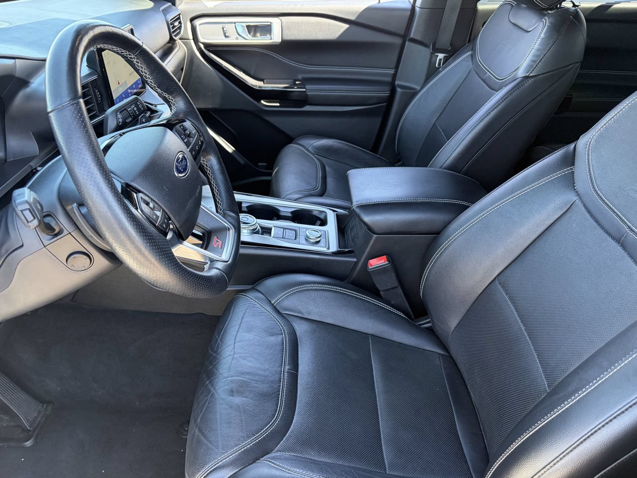 Certified 2022 Ford Explorer ST w/ Equipment Group 401A AWD/4WD image 31