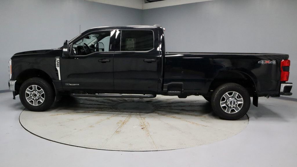 Certified 2023 Ford F350 Lariat AWD/4WD image 8