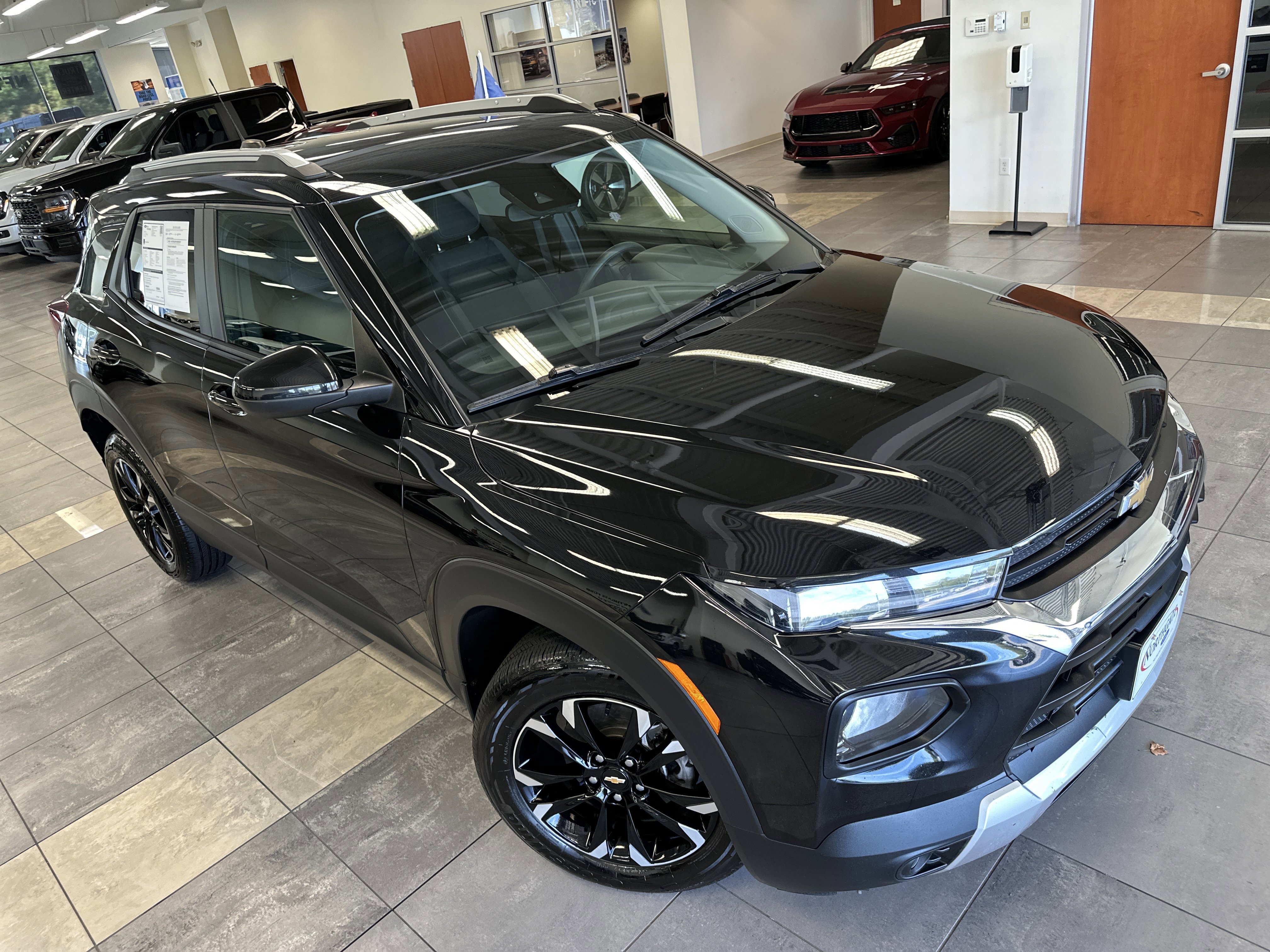 Used 2022 Chevrolet TrailBlazer LT image 8