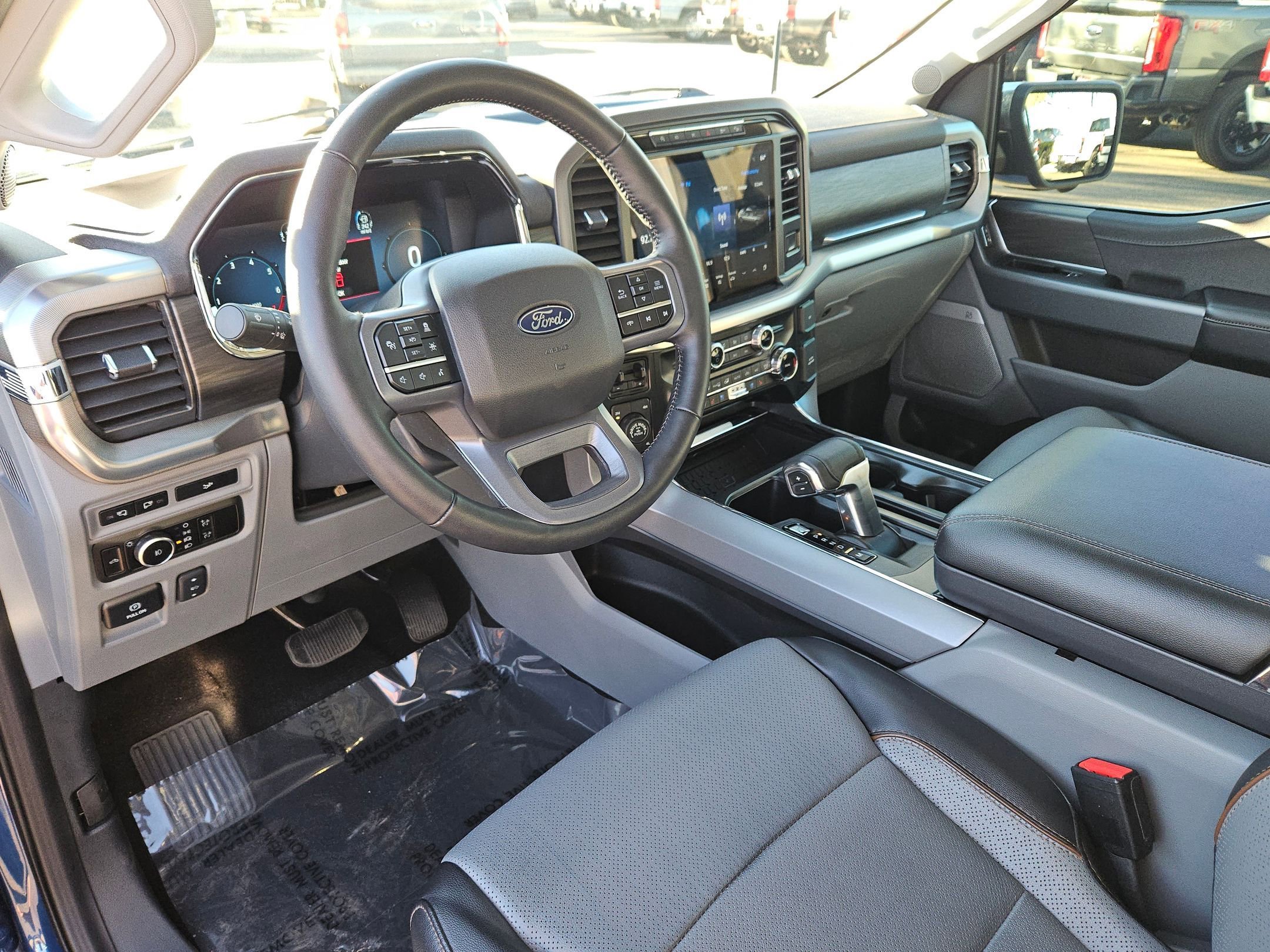 Certified 2024 Ford F150 Lariat w/ FX4 Off-Road Package image 12