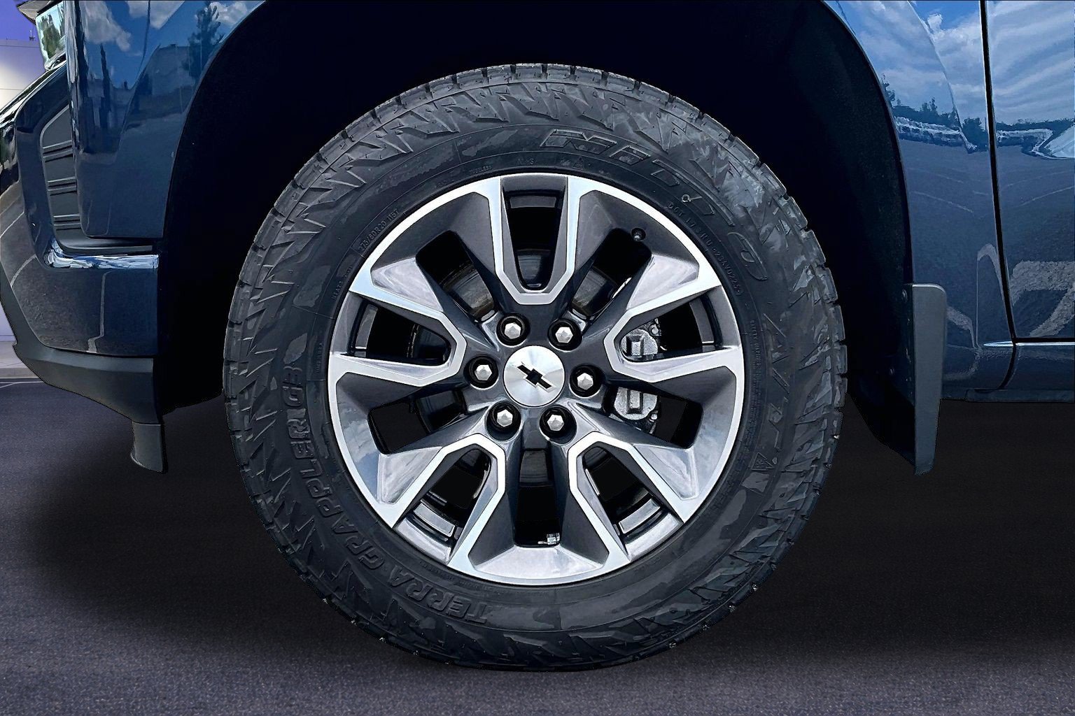 Used 2020 Chevrolet Silverado 1500 RST AWD/4WD image 35