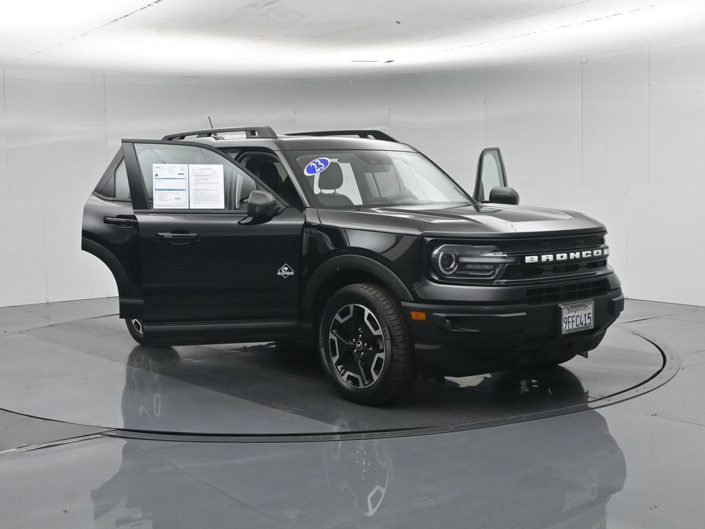 Certified 2023 Ford Bronco Sport Outer Banks AWD/4WD image 35