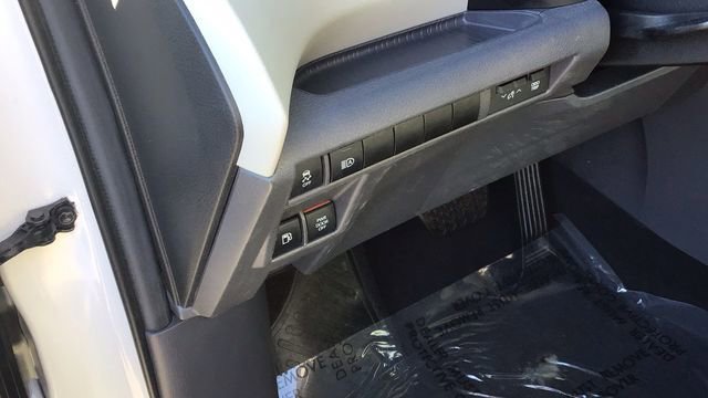 Used 2024 Toyota Sienna XLE image 18