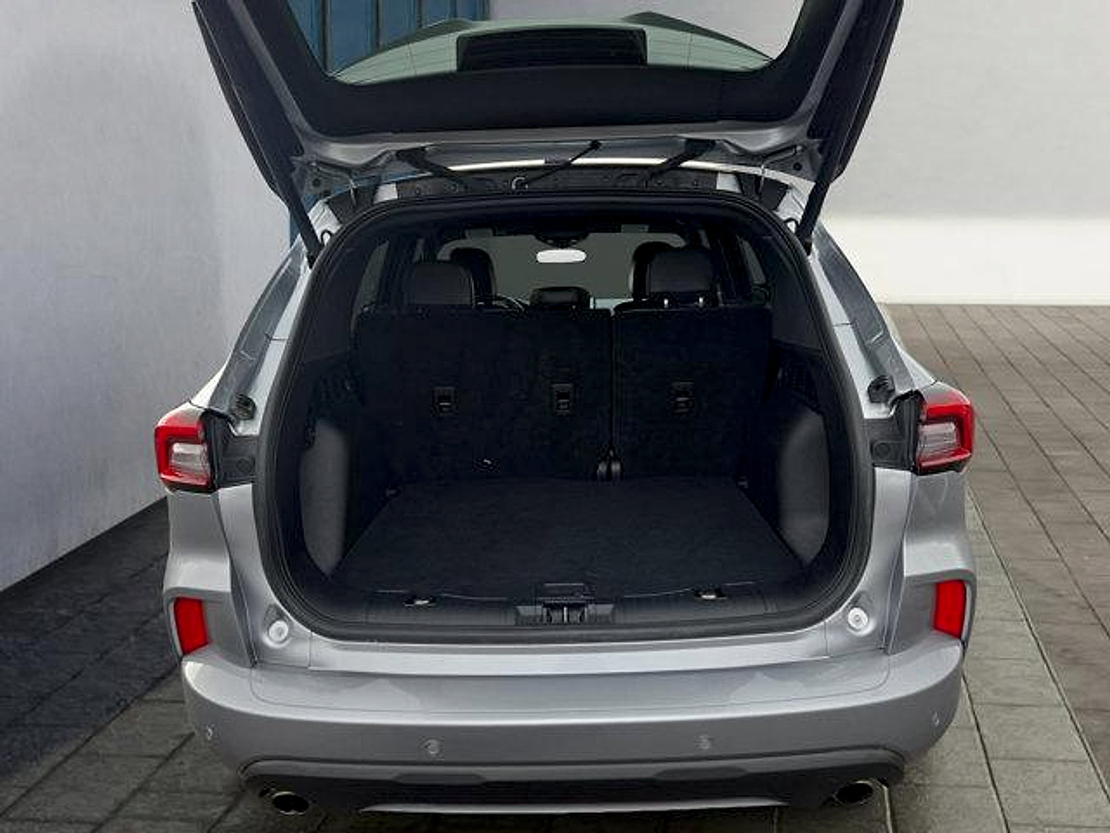Certified 2023 Ford Escape ST-Line Elite AWD/4WD image 25