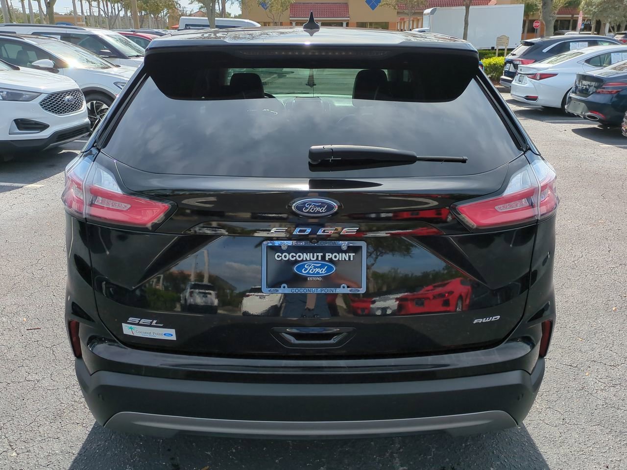Certified 2022 Ford Edge SEL image 5