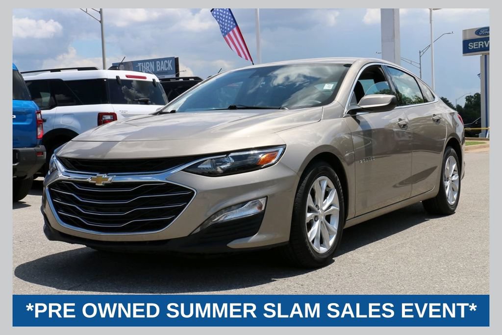 Used 2025 Chevrolet Malibu LT FWD image 1