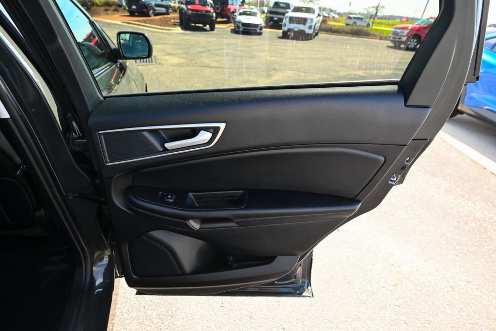 Certified 2024 Ford Edge SEL w/ Convenience Package AWD/4WD image 30