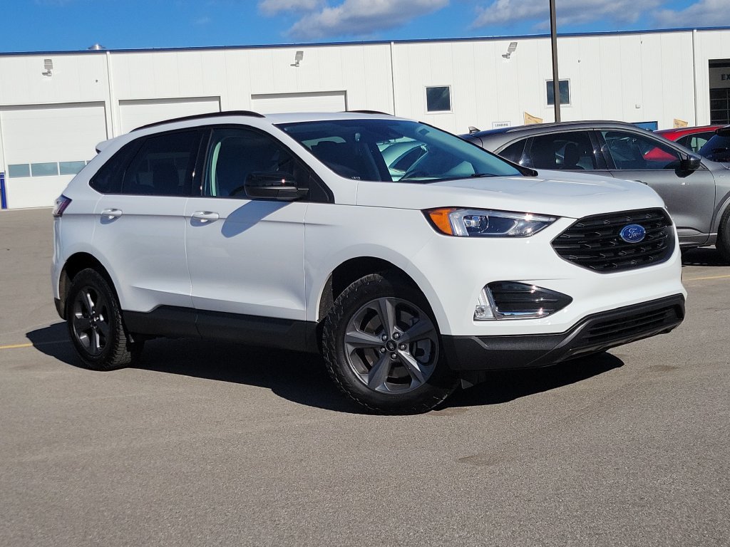 Certified 2024 Ford Edge SEL w/ Sport Appearance Package AWD/4WD image 34