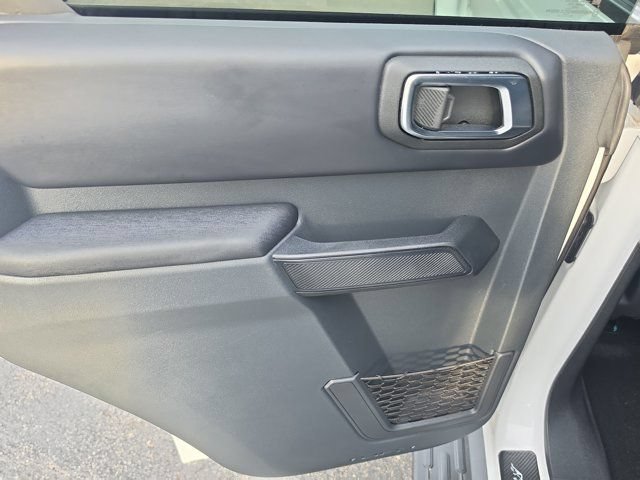 Certified 2025 Ford Bronco Outer Banks AWD/4WD image 13