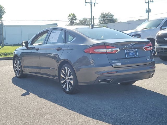 Certified 2019 Ford Fusion SE image 2